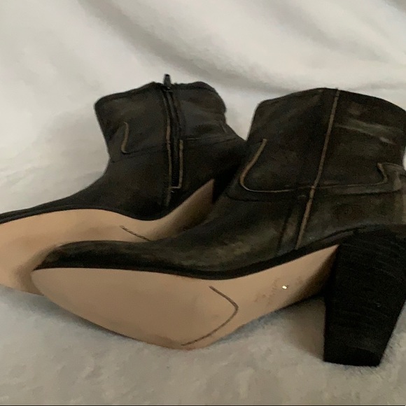 Corso Como Women's Black Leather Booties - Picture 5 of 5